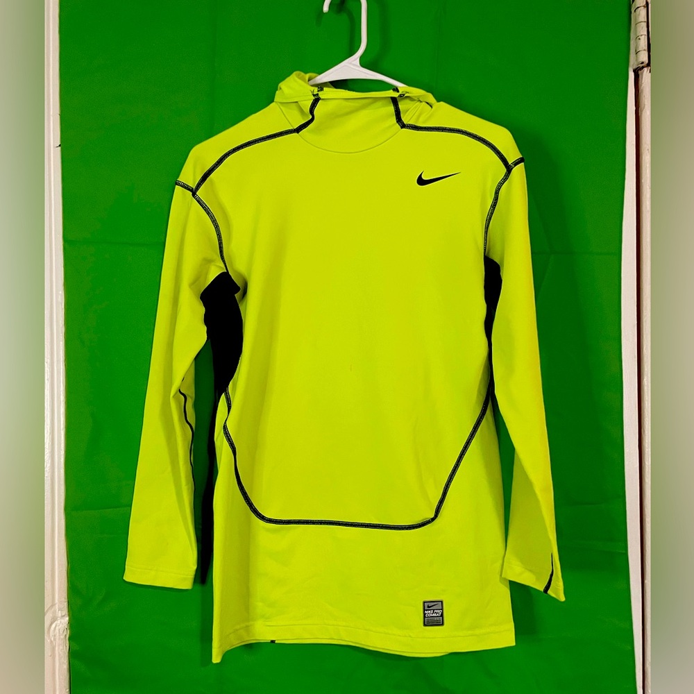 Men’s Nike hypermax compression hooded shirt